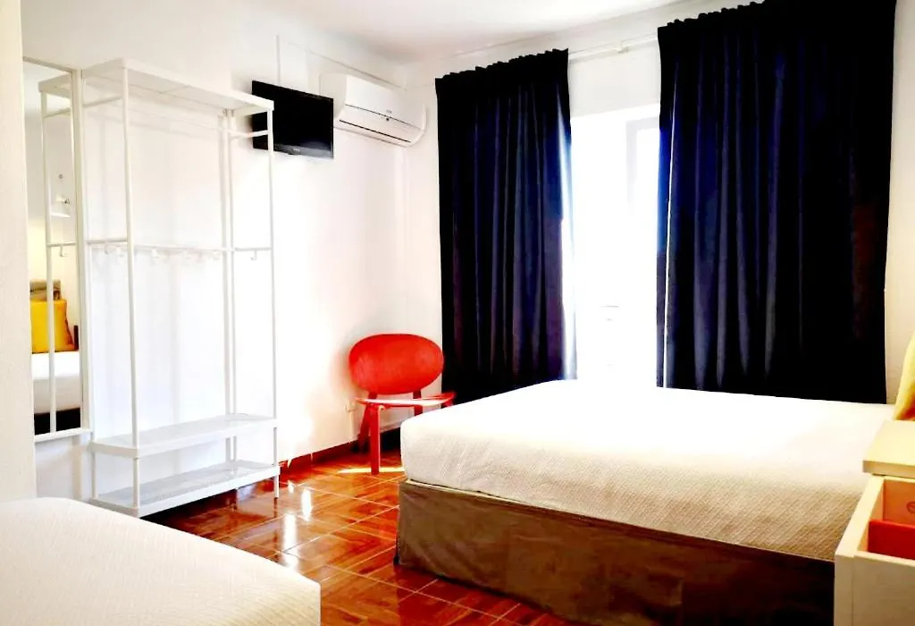 Bulldog Inn - Duna Parque Group-1